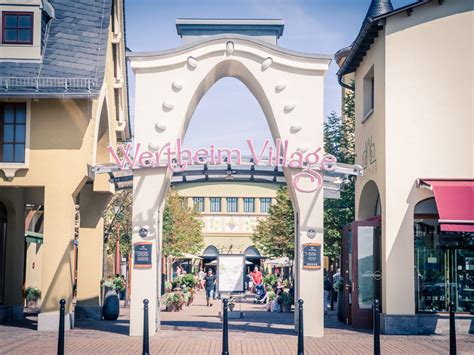 wertheim outlet center